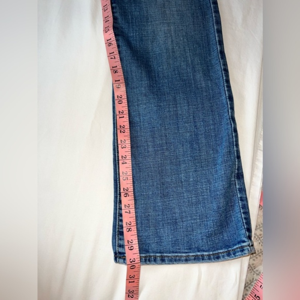 Levi’s Women’s Classic Boot size 30 Blue Denim Pre loved and in great condition - Picture 6 of 9